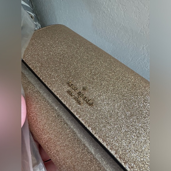 BNWT Kate Spade Glimmer Boxed Medium Flap Phone Wristlet Wallet Gold Glitter - Picture 6 of 6